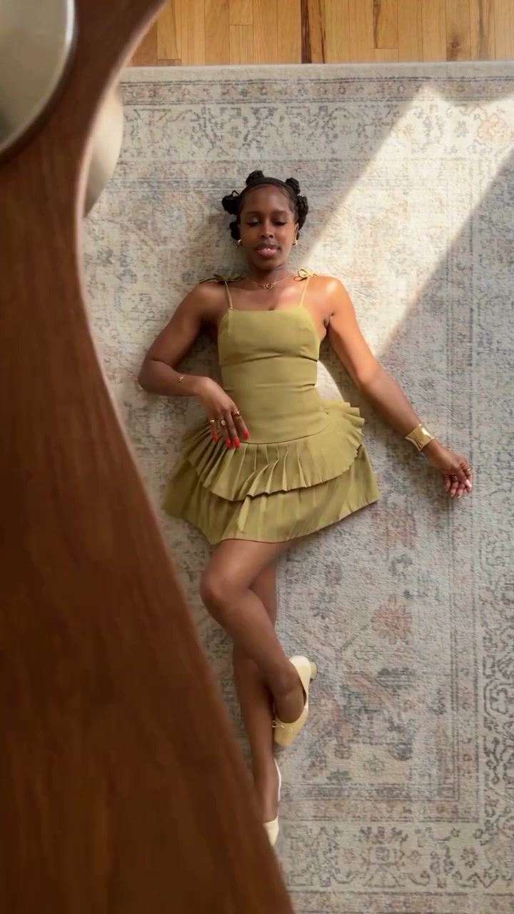 Frame of the fourth look at the end of the sequence